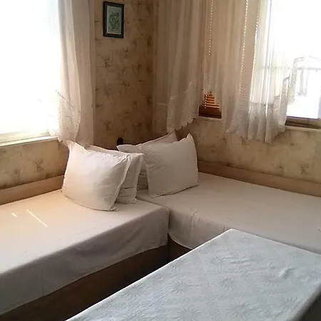 Vendégház Стаи 